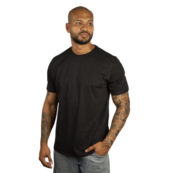CAMISETA BASICA LISA PRETA