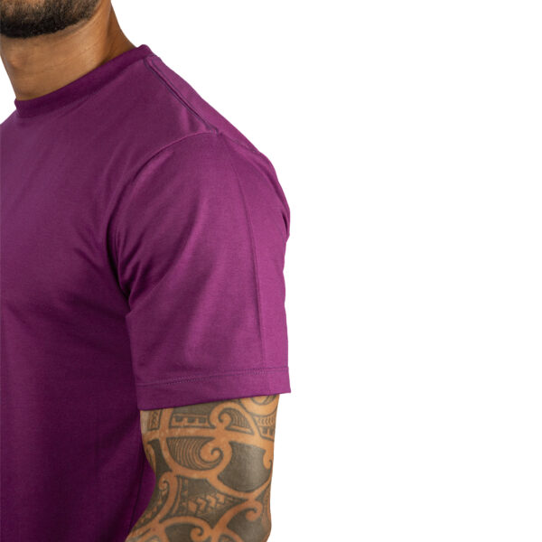 CAMISETA BASICA LISA VIOLETA - Image 4